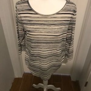 Ann Taylor Shirt - Long Sleeve T-Shirt